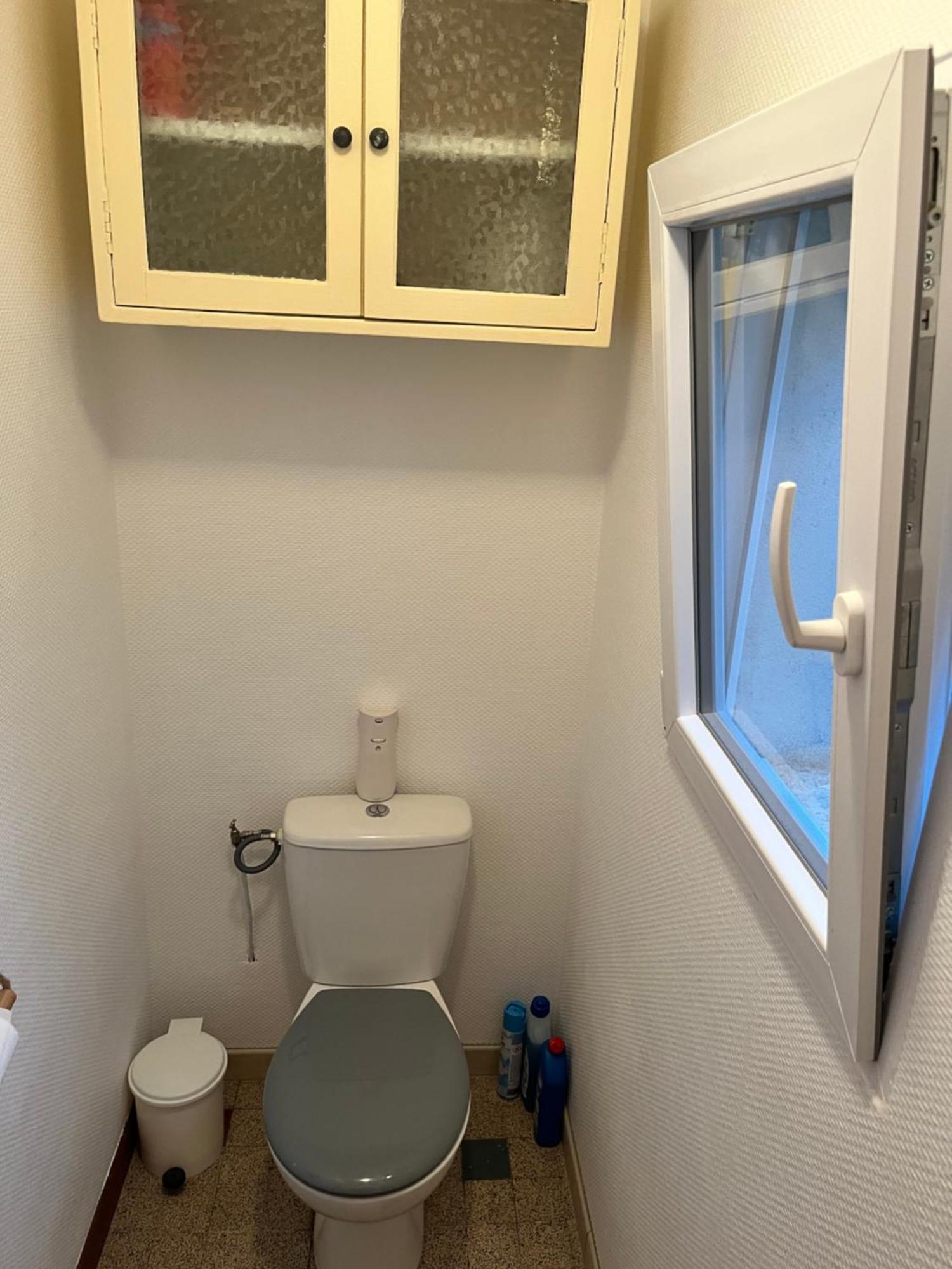 Maison De 100 M2 Comprenant 3 Avec Jardin *